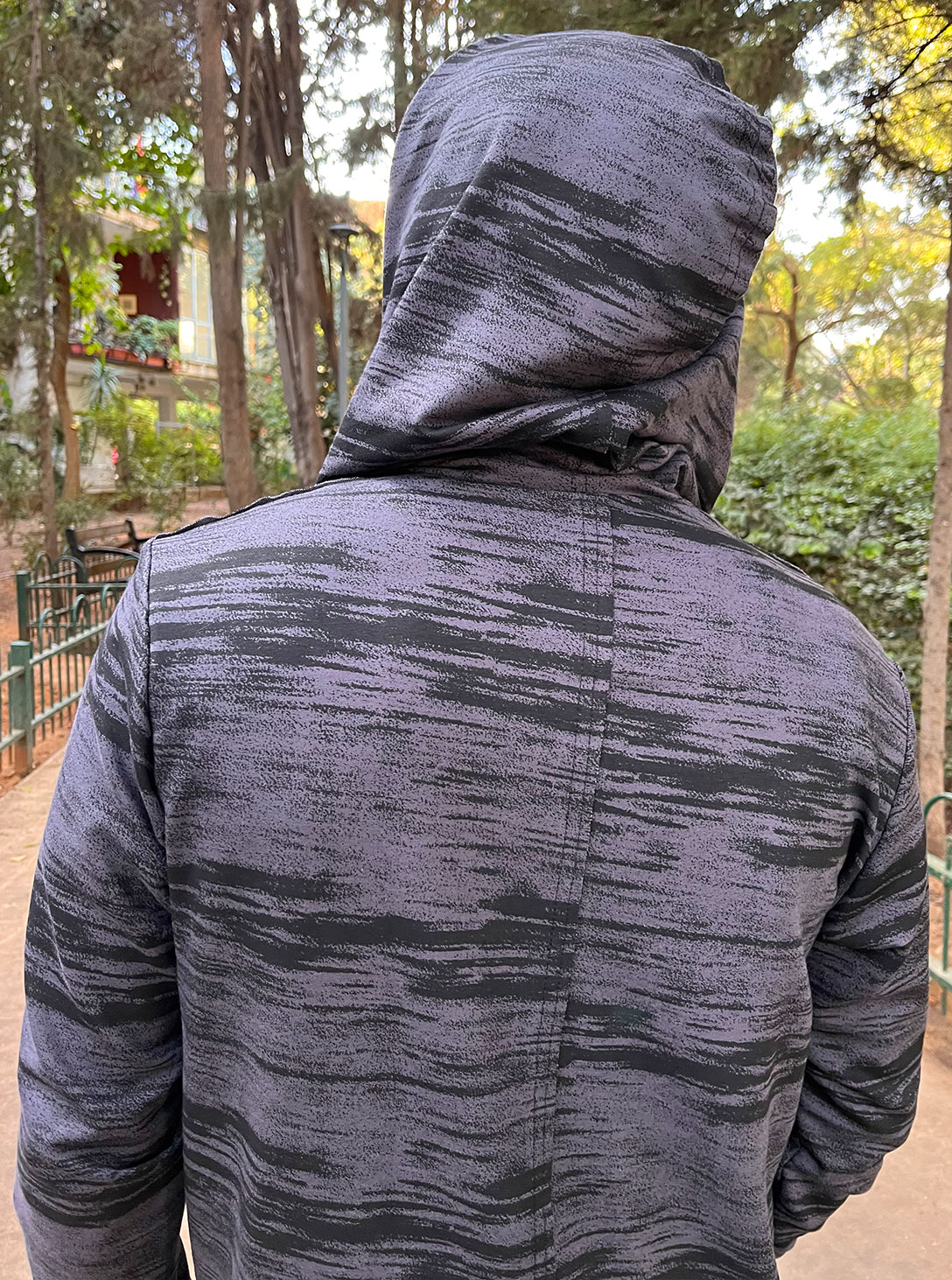 LUNE HOOD BLACK TEXTURE