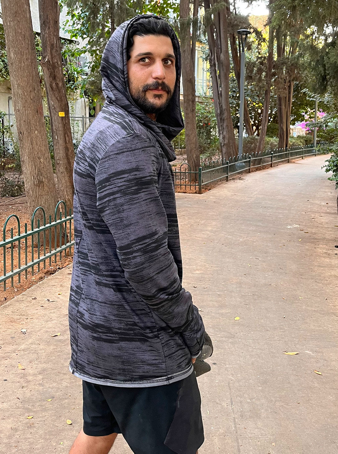 LUNE HOOD BLACK TEXTURE