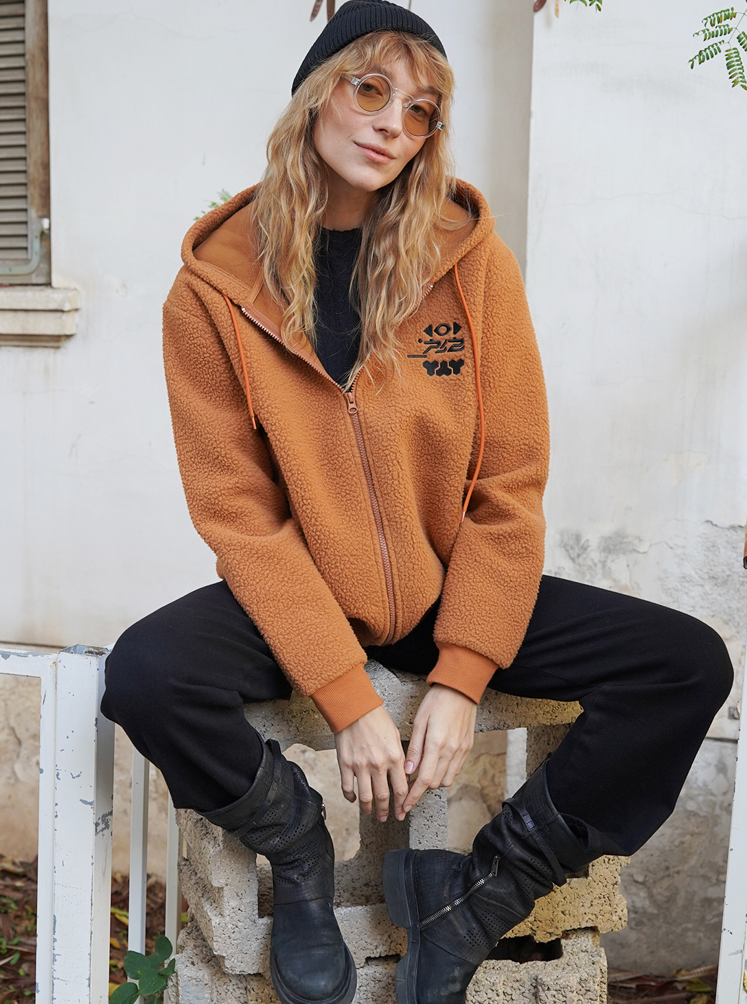 CHEBURASHKA WOMEN HOOD ORANGE