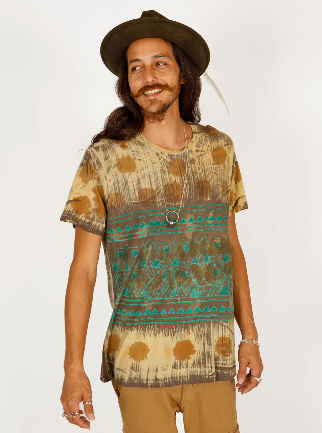 BLOCK PRINT T- TRIBLE MUSTARD