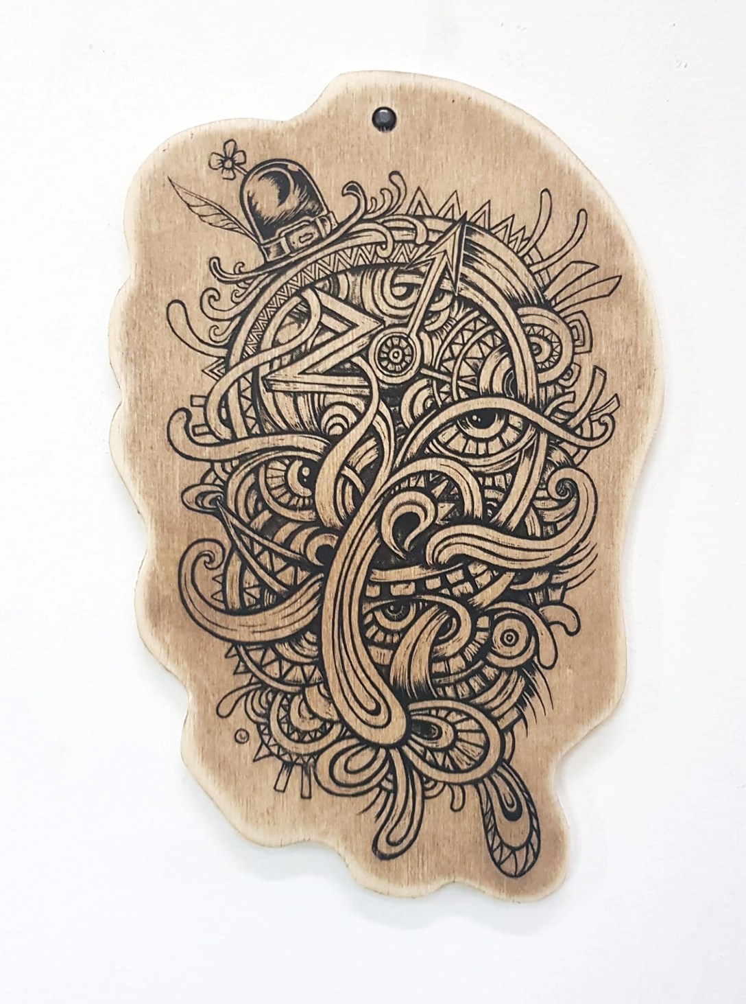 MUSTACHE WOOD DECOR- NATURAL