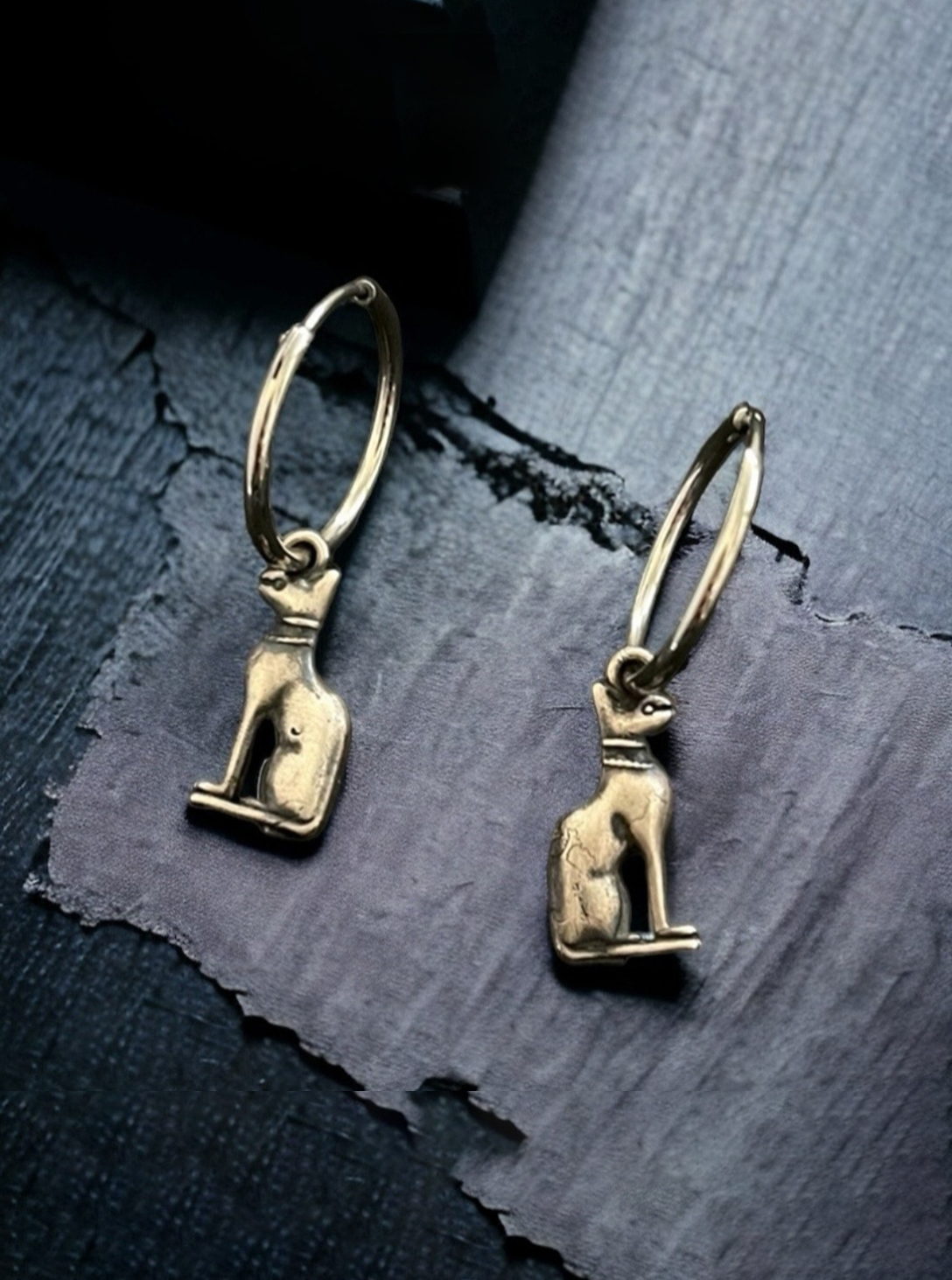 SPHINX EARRINGS