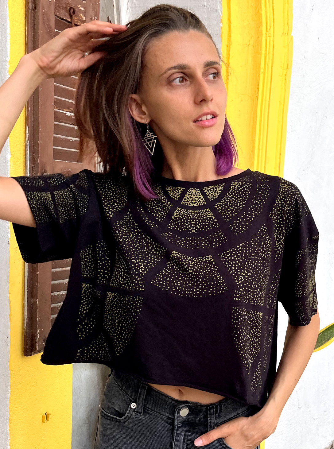 DOTMANDALA CROP TOP BLACK