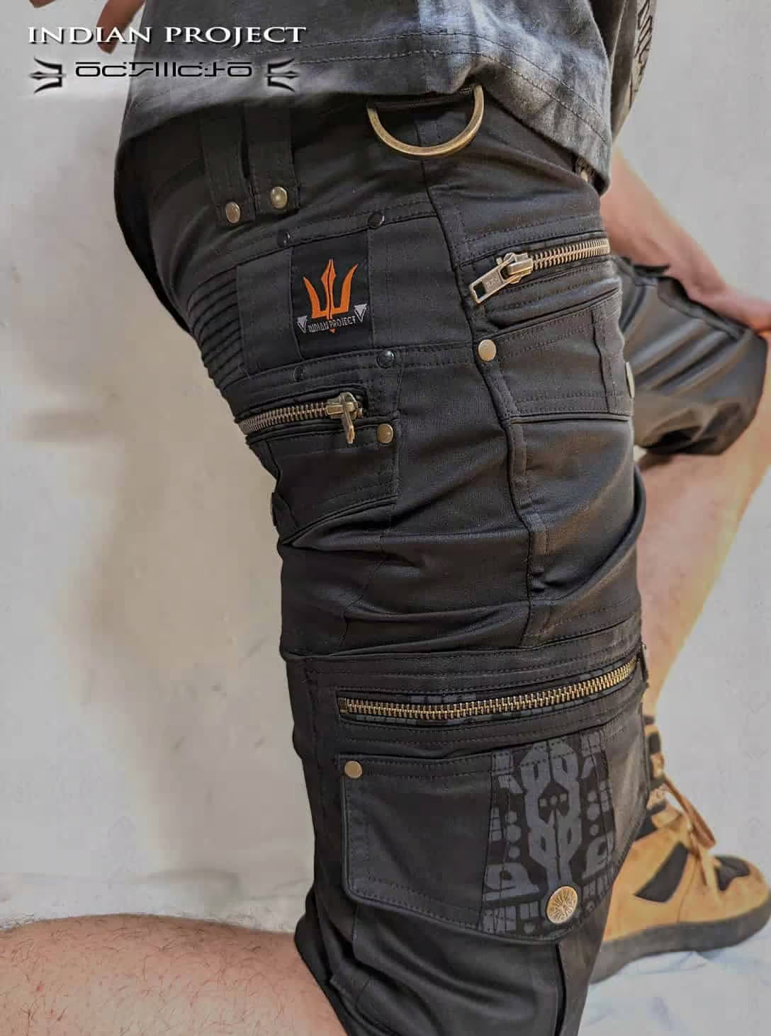 PANTS Delta – Black