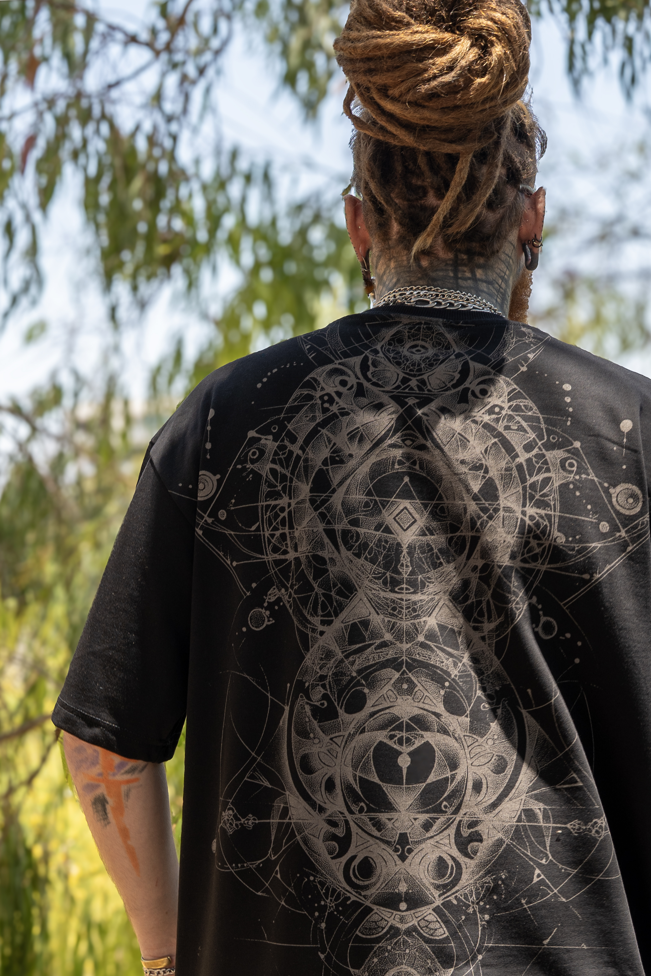 ORNAMENT OVERSIZE T- SHIRT BLACK