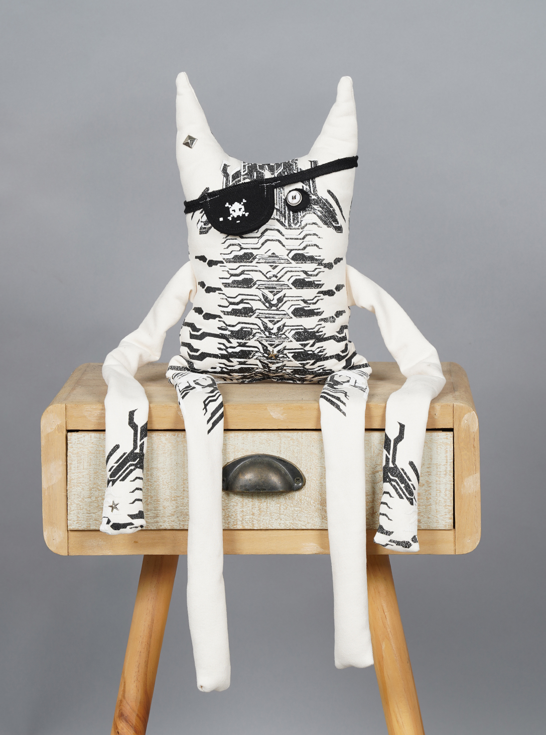 COSMIC CUDDLER- Eye-Patch Pete