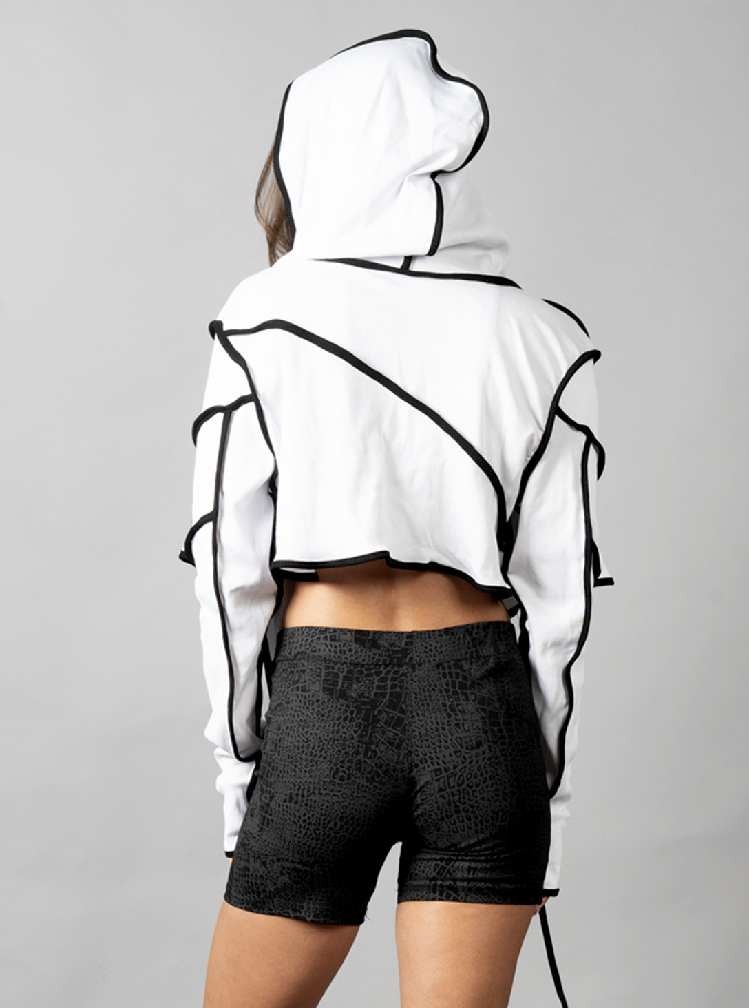 GALA WHITE- WOMEN WRAPED CROP TOP LONG SLEEVES 