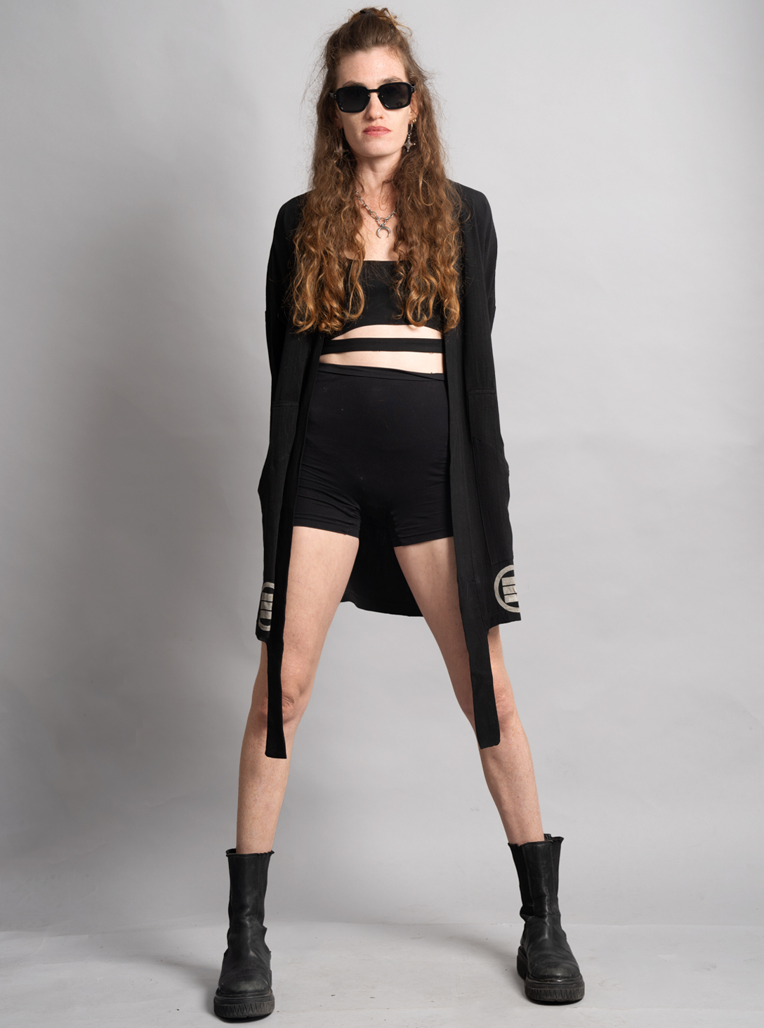 HOSHI WOMEN MIDI KIMONO BLACK