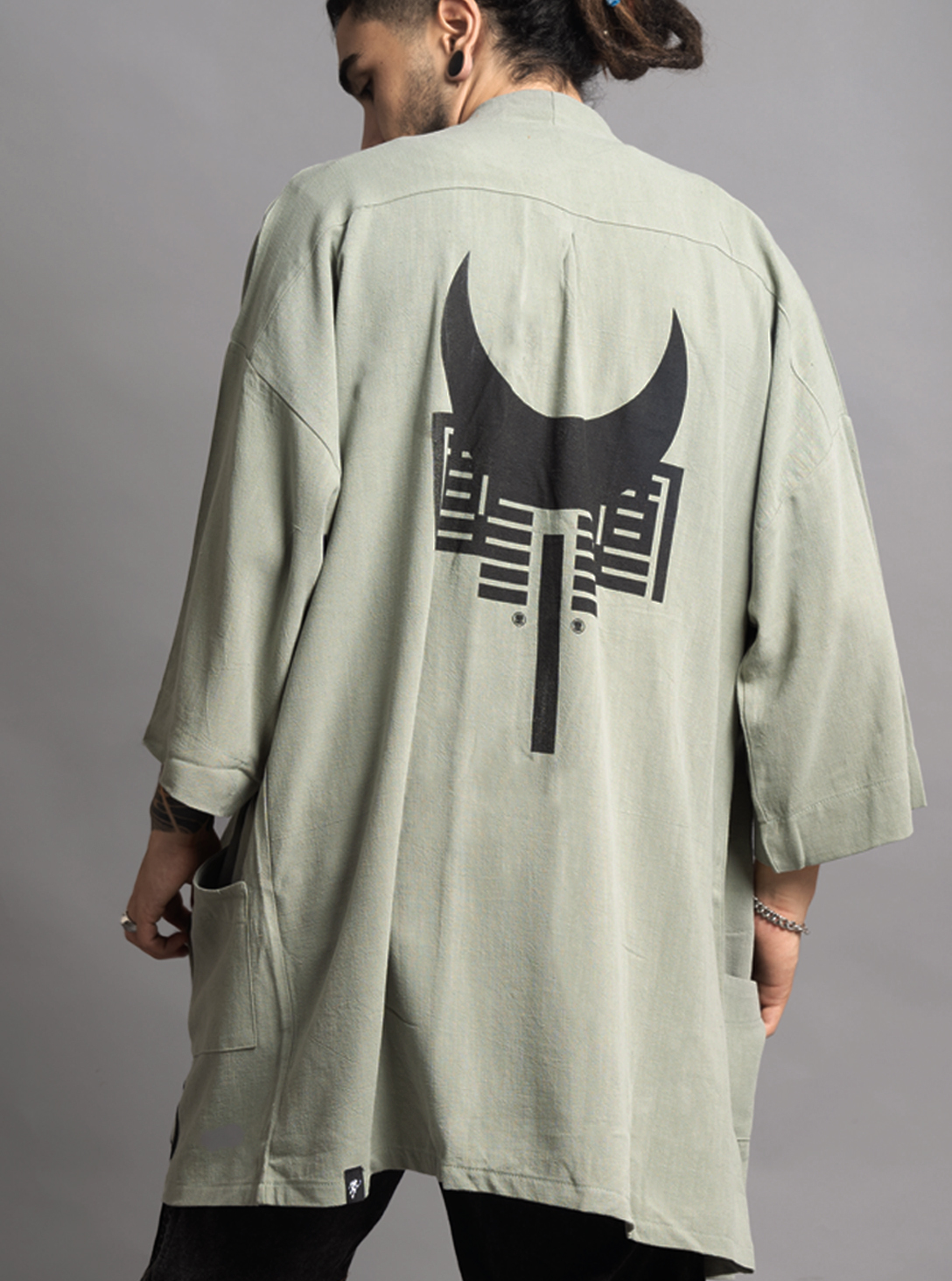 HOSHI MEN MIDI KIMONO BRUSHED GREY