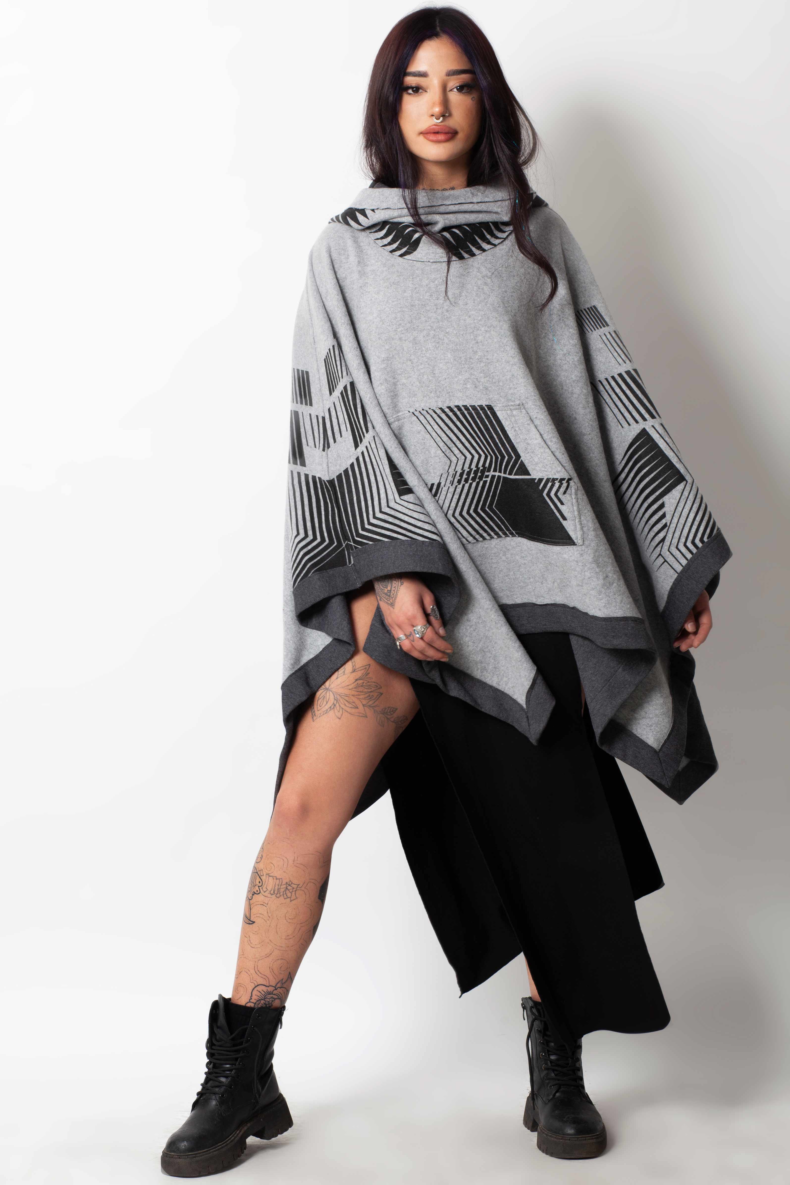 MAVERICK PONCHO ICE GREY