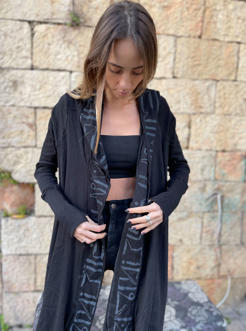Jaka Black