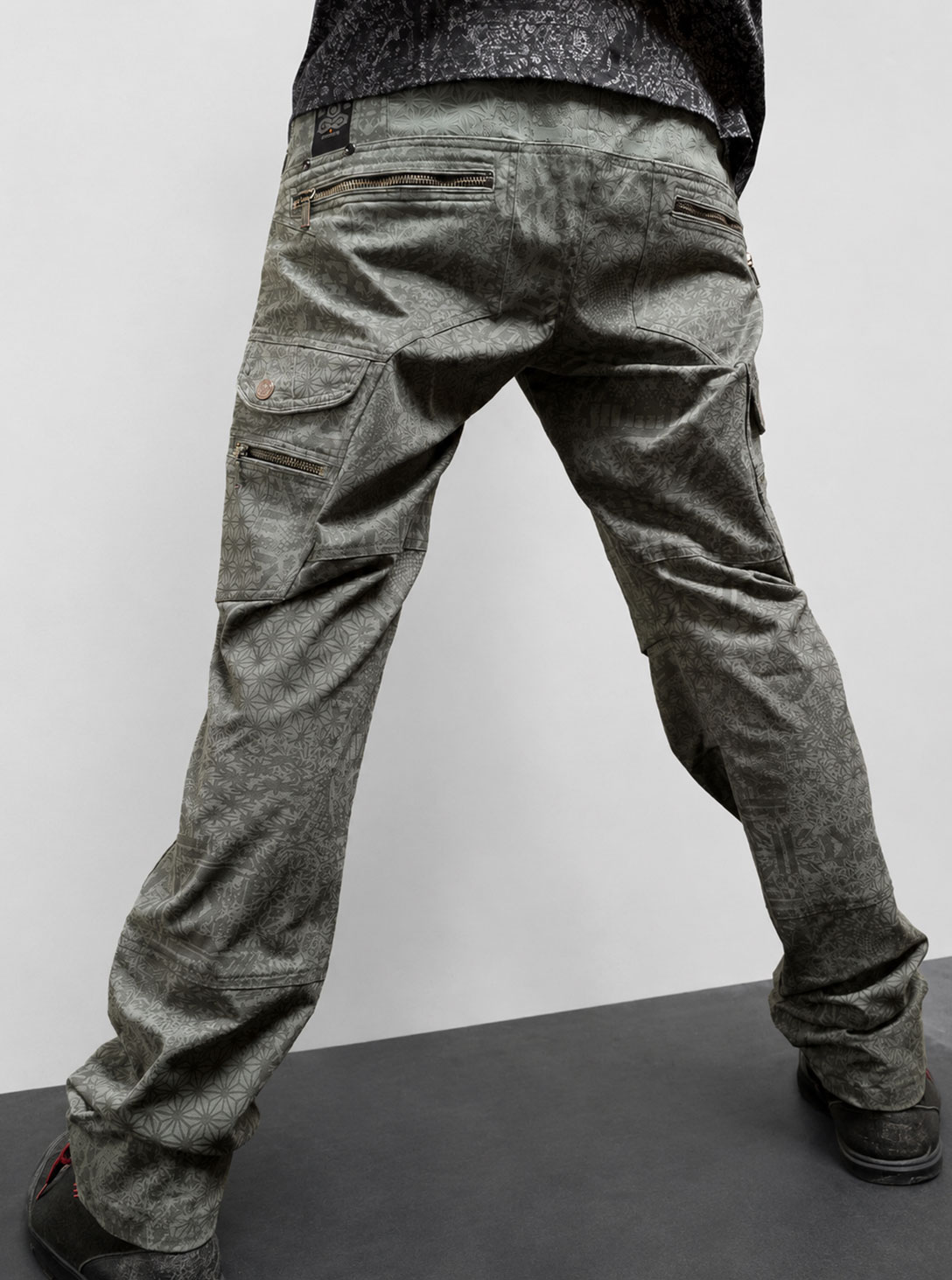 Alternative Cargo Pants Psy Stars LIGHT OLIVE