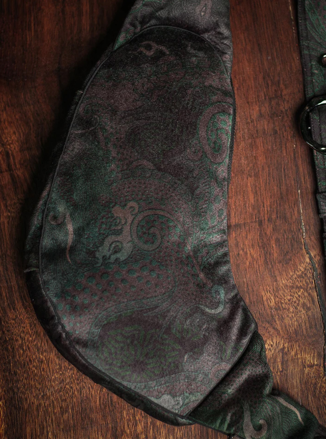 BOTTA BAG-VELVET FAW MOSS DRAGONS
