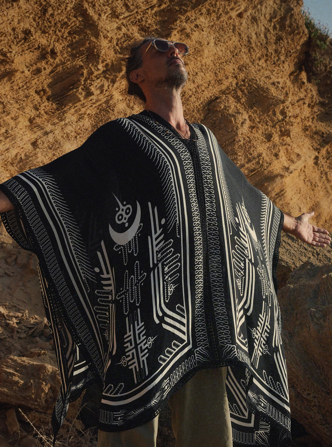 NABU KAFTAN BLACK&WHITE