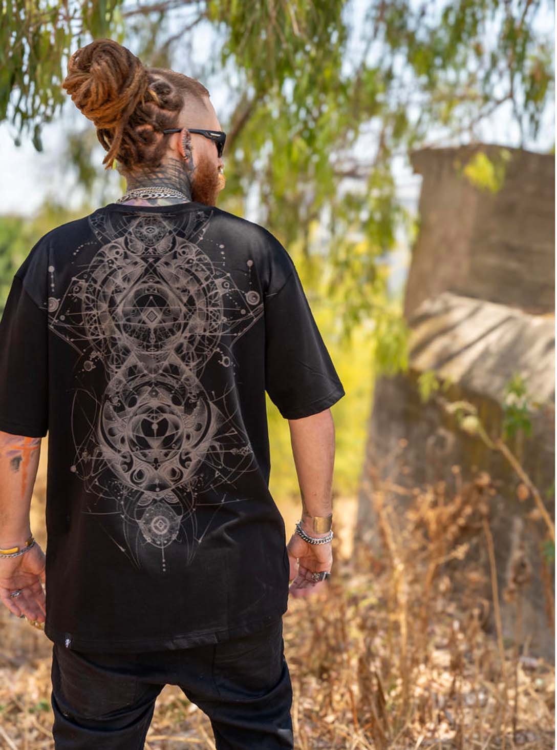 ORNAMENT OVERSIZE BLACK