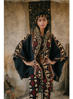 PONCHO IKAT Black