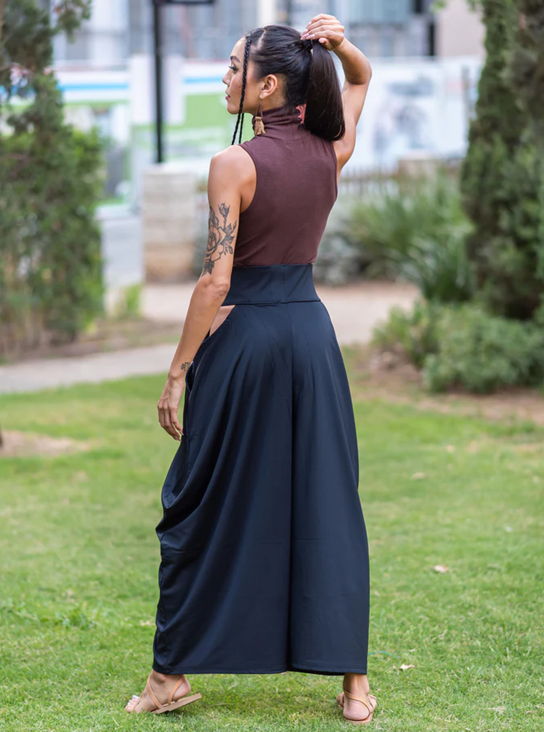 Peekaboo WOMEN WIDE Yoga Pants BLACK