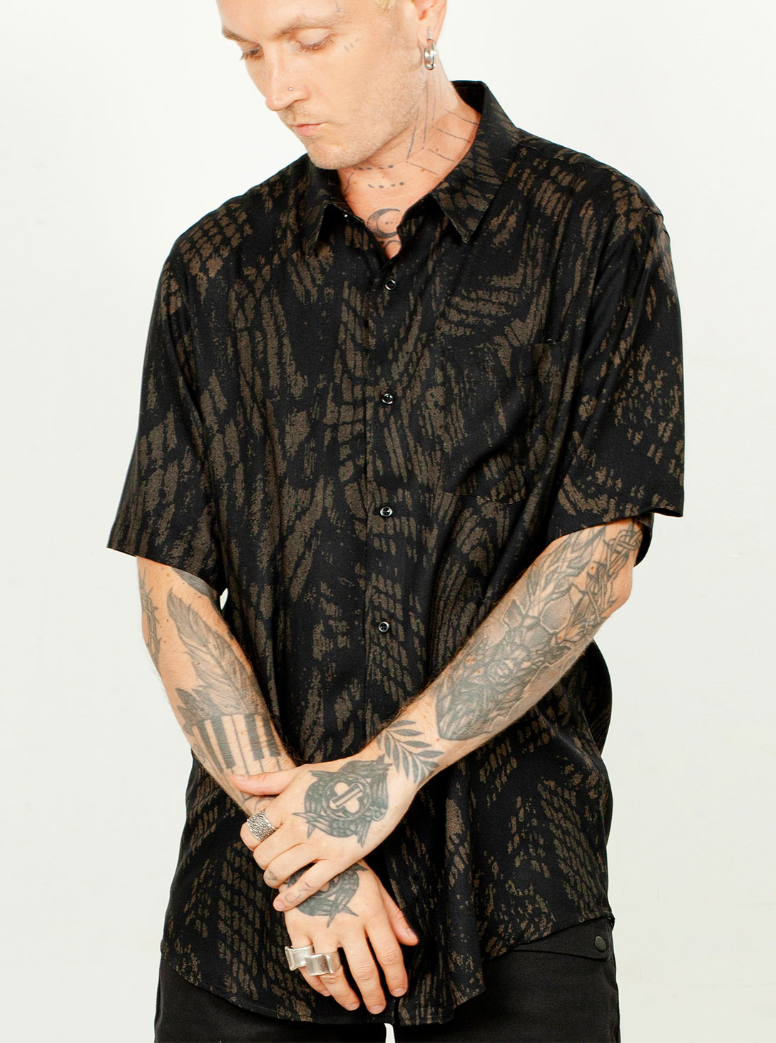 SERPENTINE BUTTON SHIRT