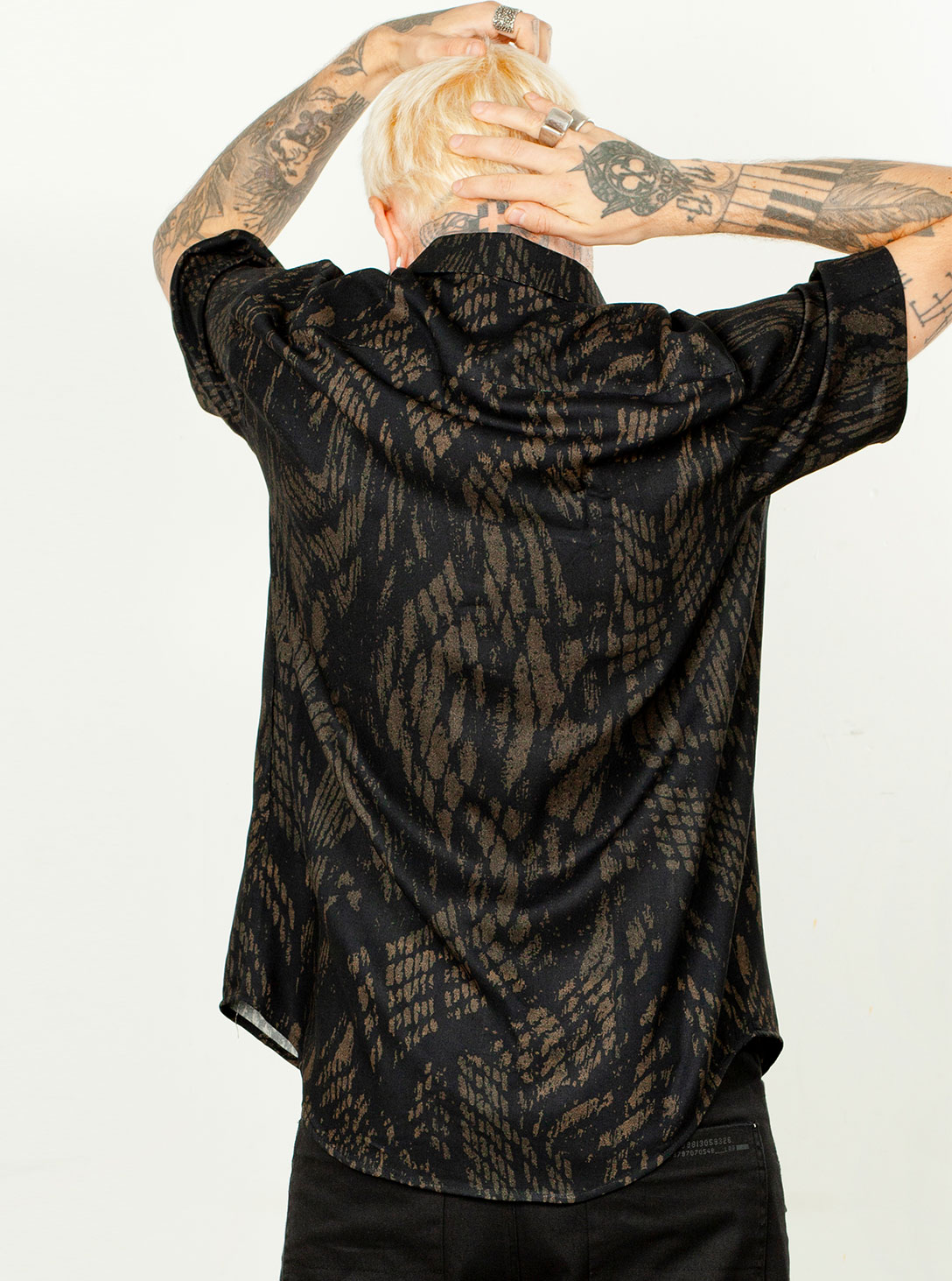 SERPENTINE BUTTON SHIRT