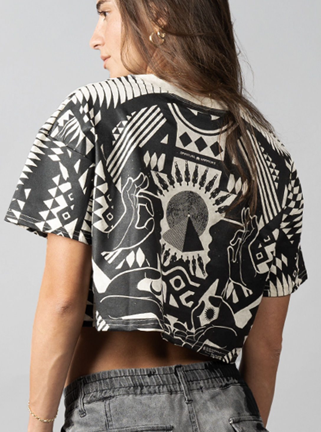 SOLOMANTRA CROP WHITE WASH