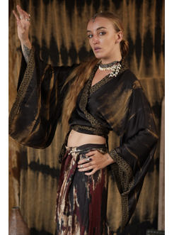 Sora Short Kimono Wrap Top BLACK GOLD