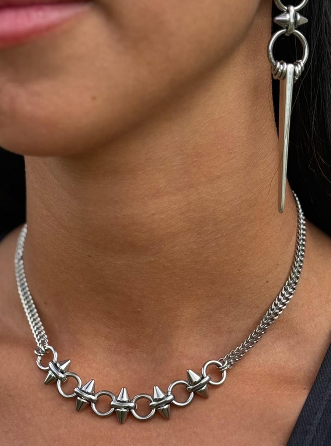 SPIKE CHOKER