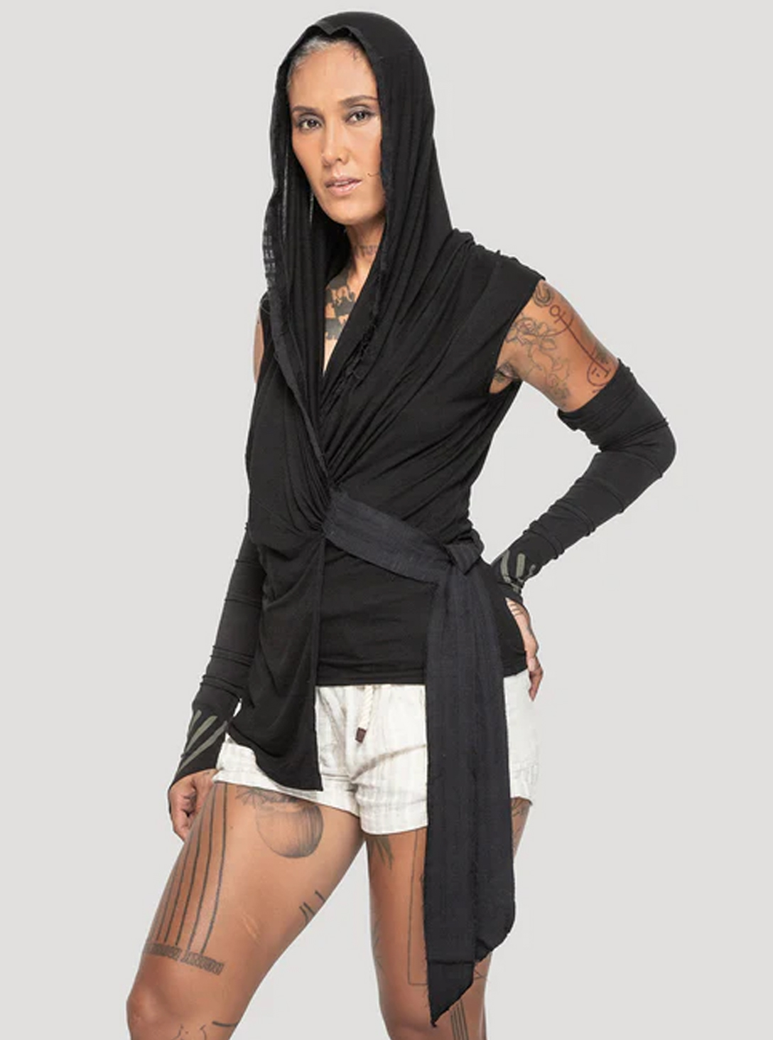 Sorcerer-WOMEN Hooded Wrap Top BLACK