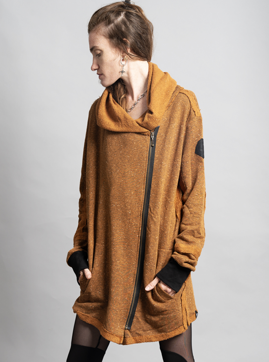 Token- Women Oversize Zip Hoodie Moka