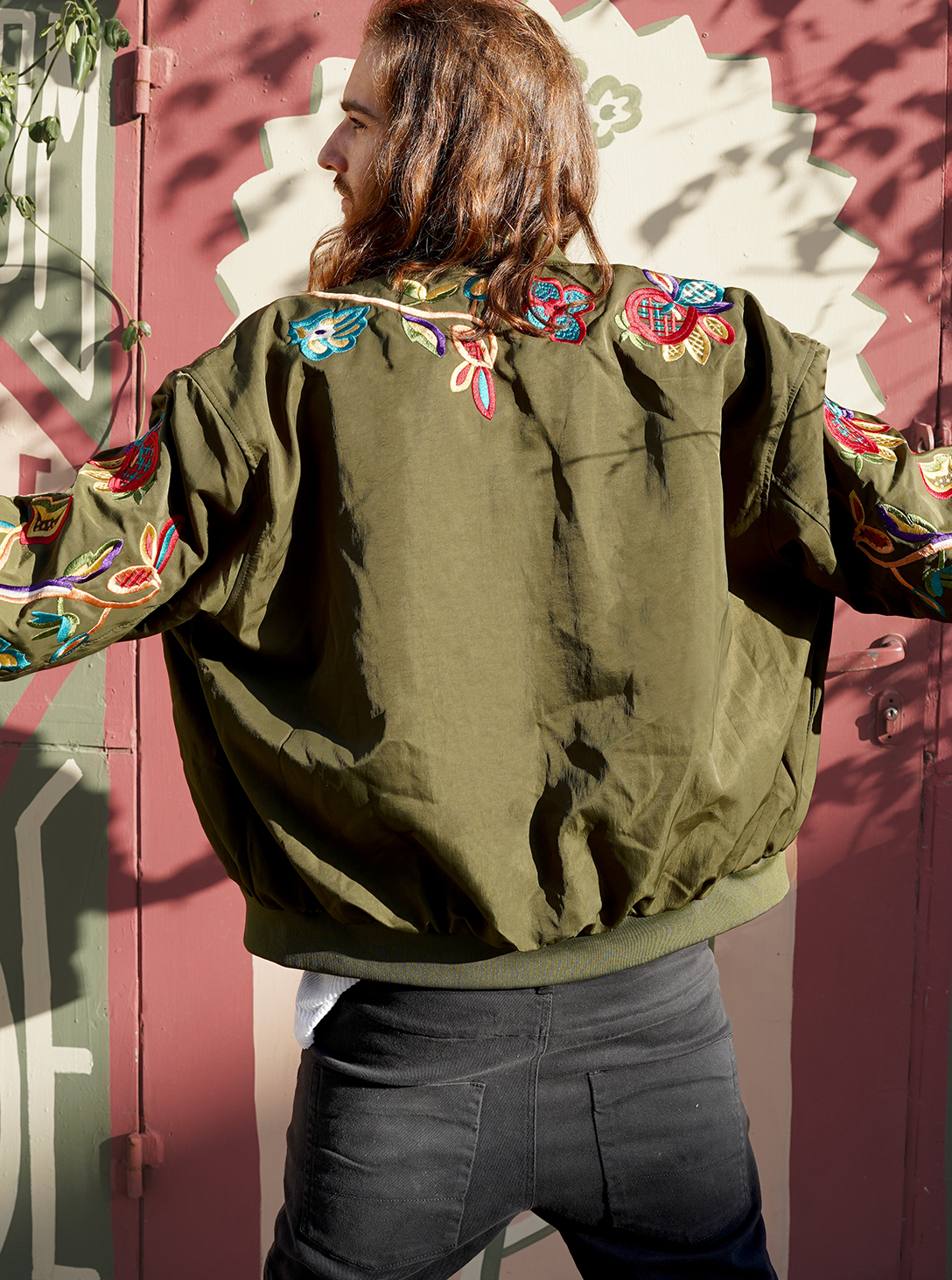 TOTTORI BOMBER JACKET OLIVE