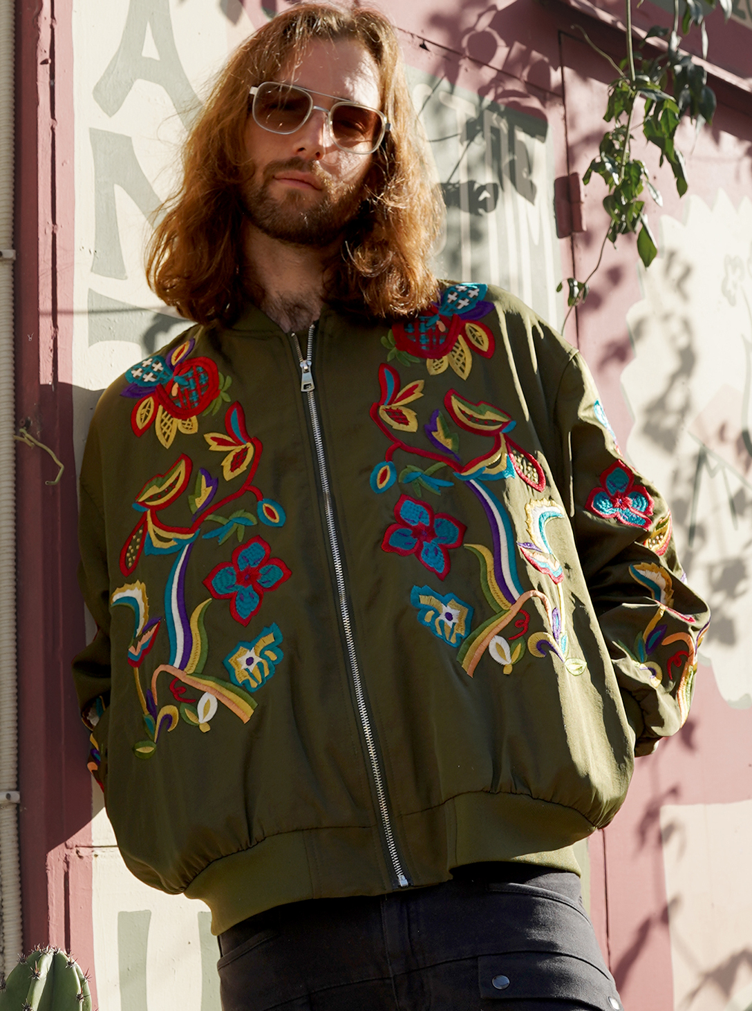 TOTTORI BOMBER JACKET OLIVE