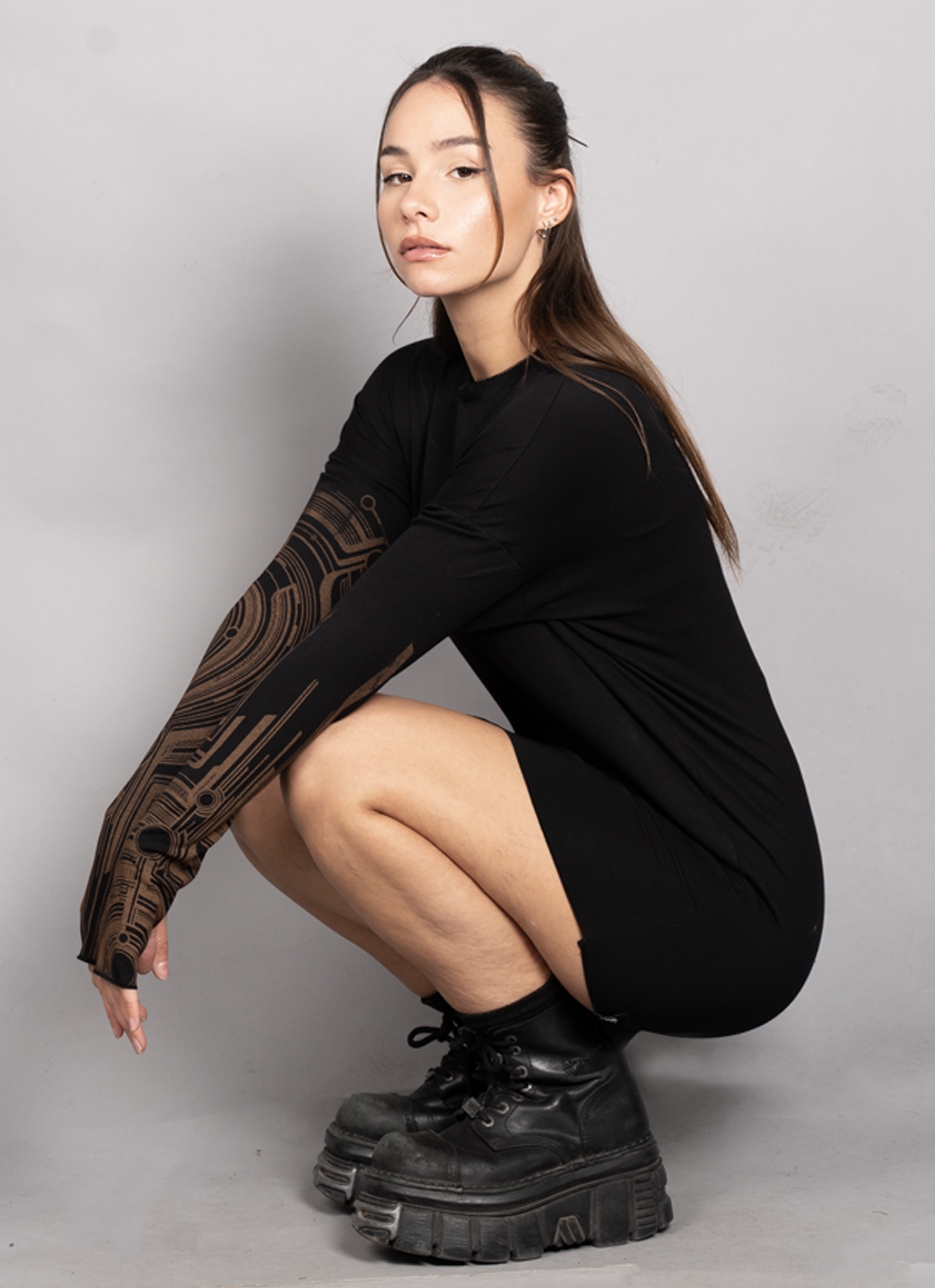 YOSHINORI BLACK- WOMEN'S LONG SHIRT