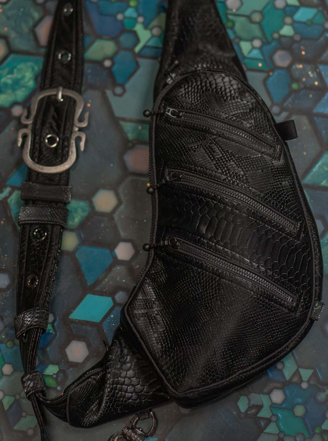 Botta Bag / Fake Leather Hook Buckle - BLAK KOBRA