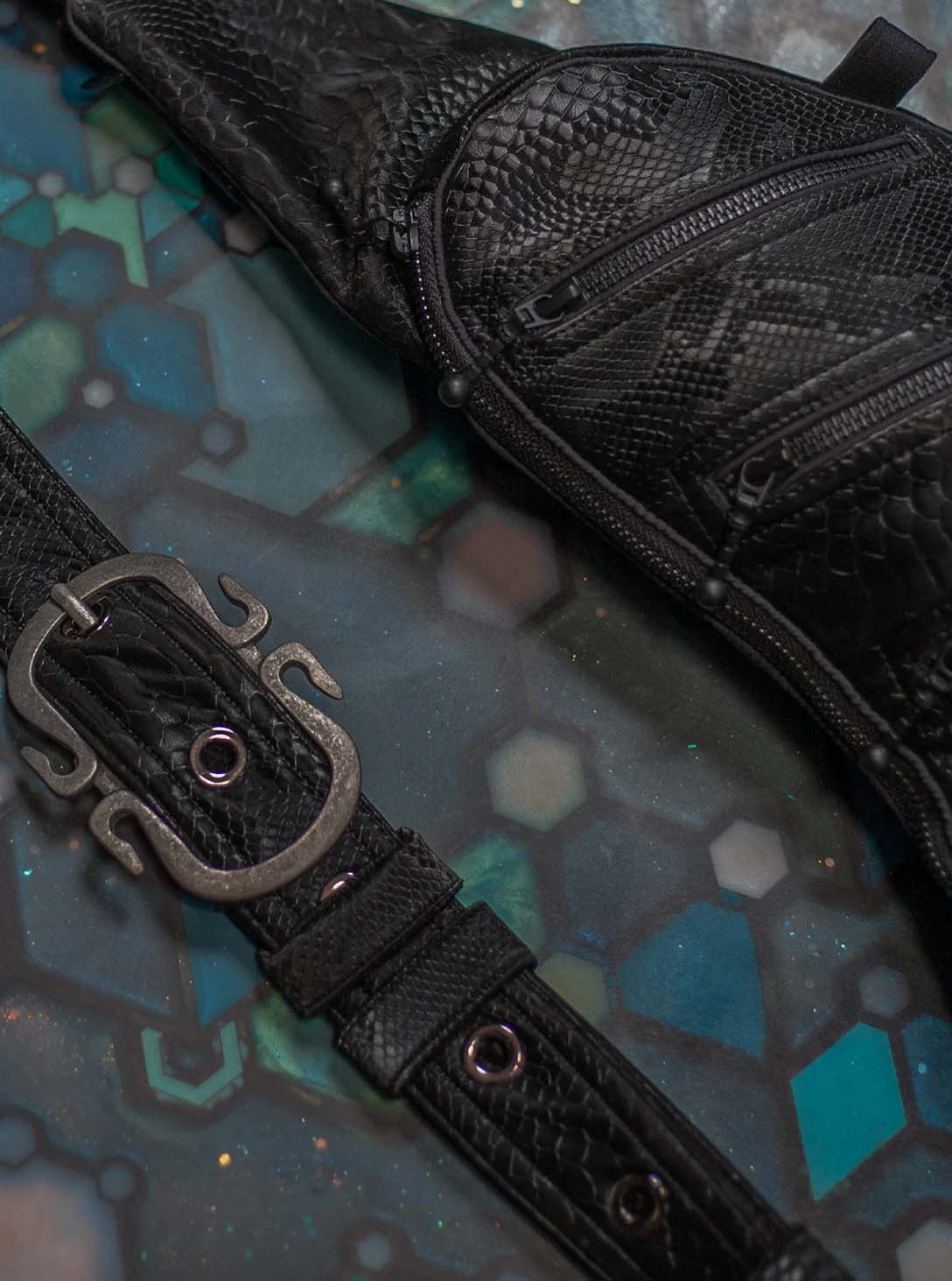 Botta Bag / Fake Leather Hook Buckle - BLAK KOBRA