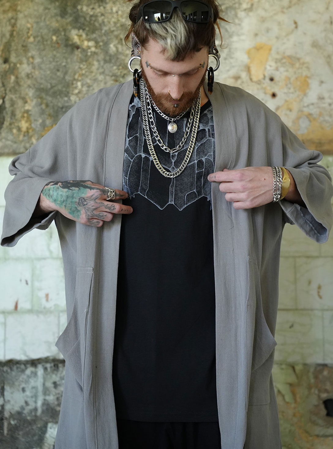 HOSHI MEN MIDI KIMONO BRUSHED GREY