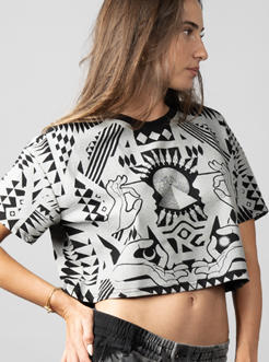 SOLOMANTRA CROP BLACK & SILVER