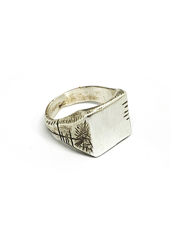 Big Carved Memories Ring