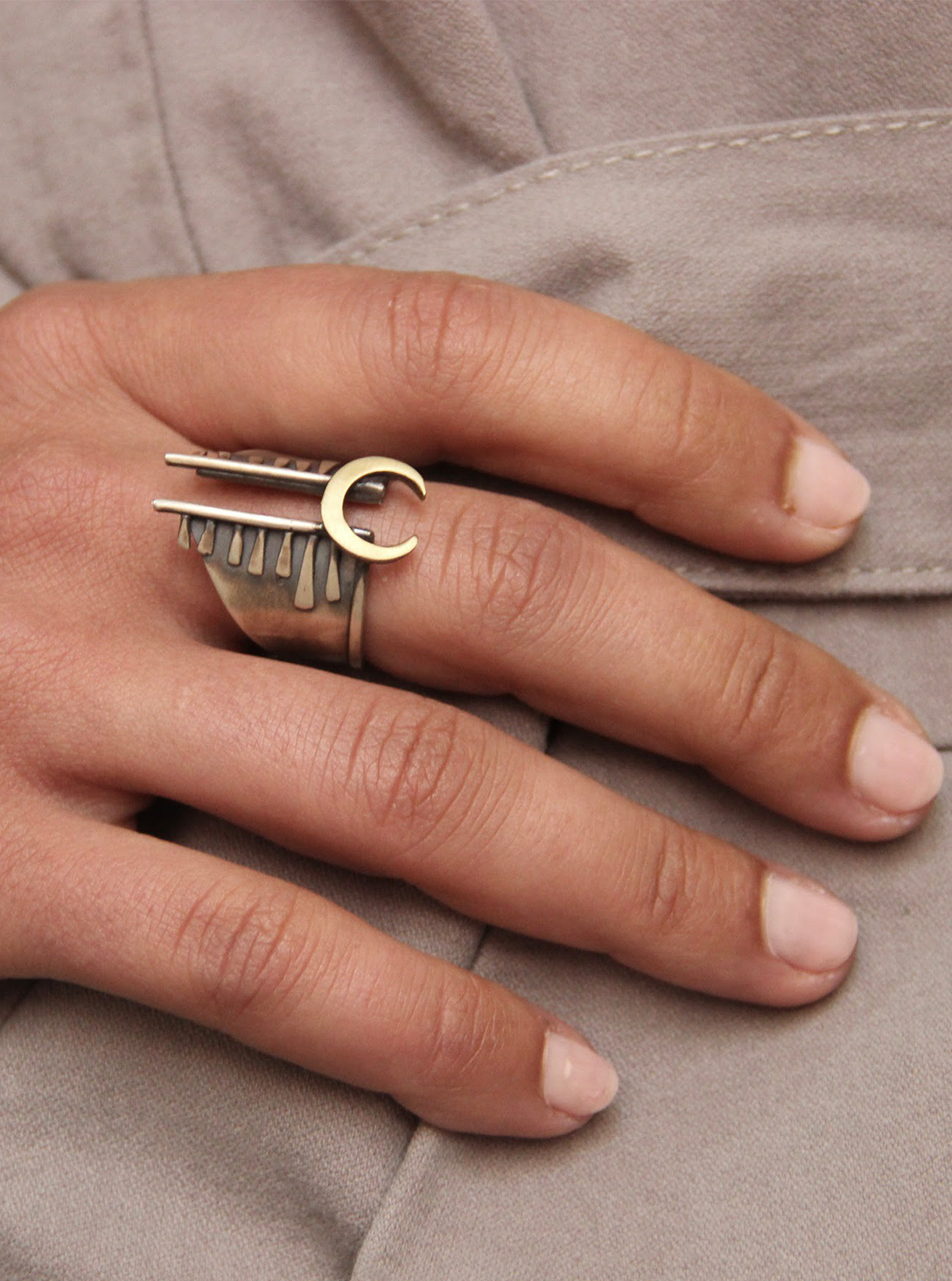 Night Collector Ring