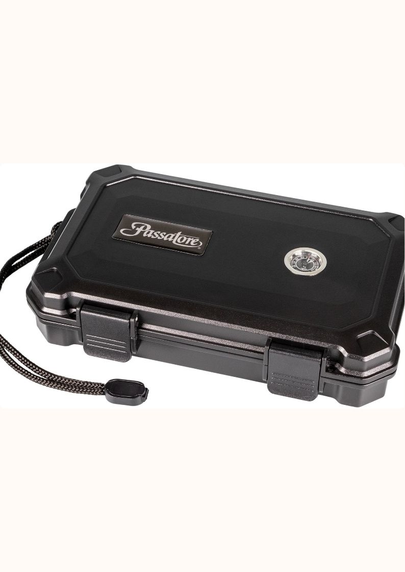 יומידור נסיעות פסטורה 5 שחור