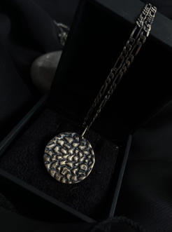 LIZARD TEXTURE PENDANT