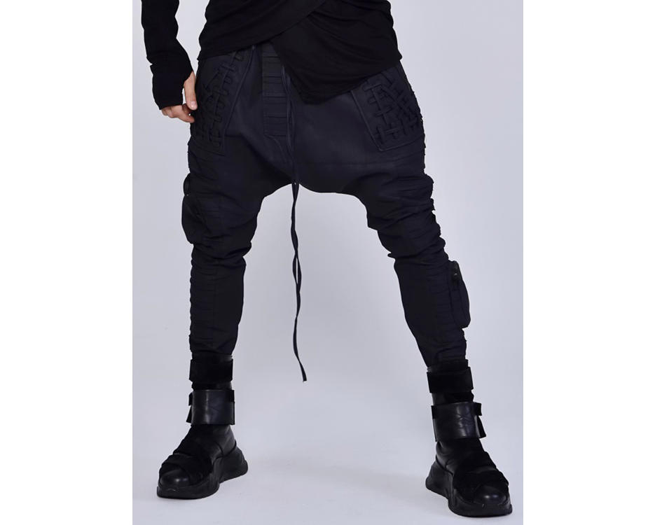 Loose baggy black pants