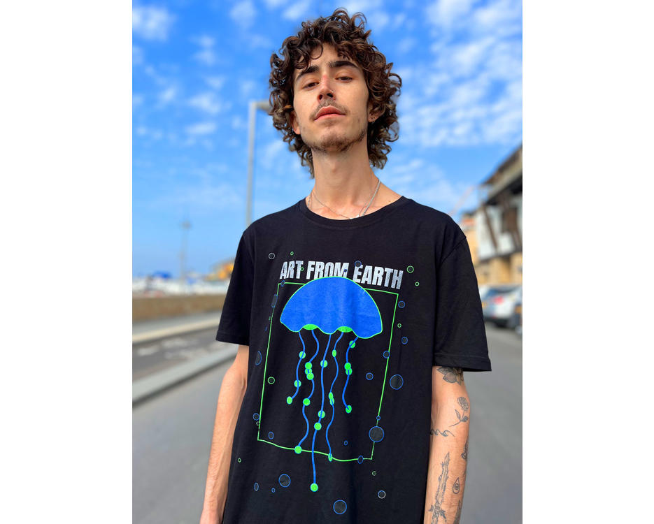 psychedelic jellyfish black t-shirt
