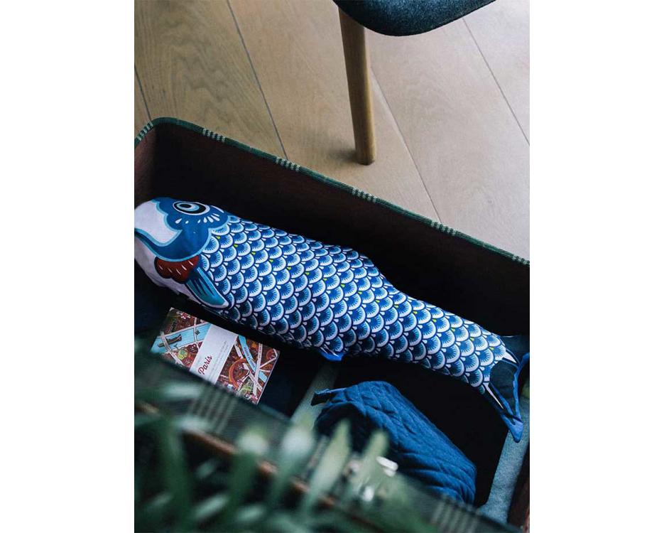KOINOBORI TRAVEL LAUNDRY BAG BLUE