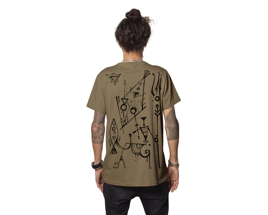 Man t-shirt in moka with a digital abstract fish print 
