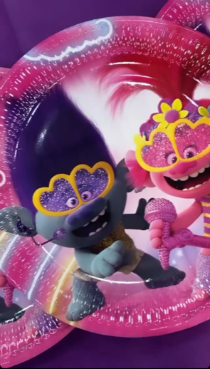 יום הולדת טרולים