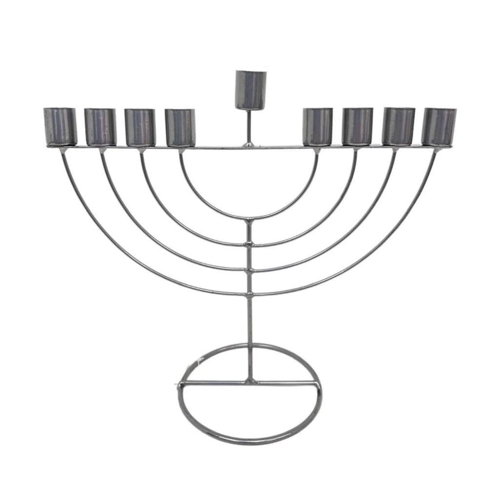 חנוכיה מעוצבת ממתכת - כסף