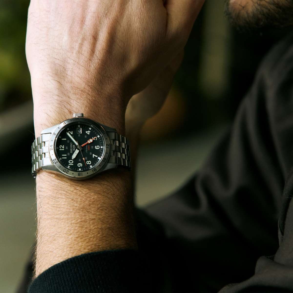 שעון SEIKO SPORT 5 מקולקציית ה Field 