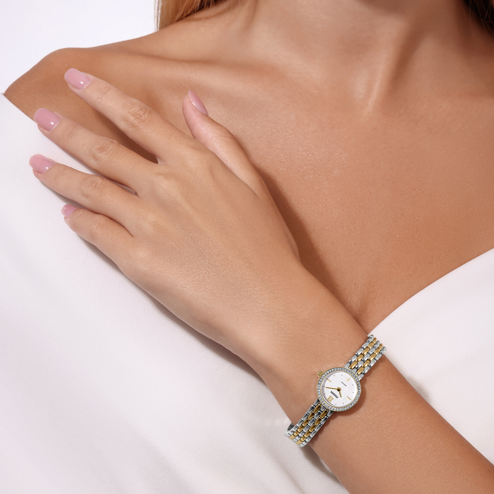 שעון ferrari עם זכוכית ספיר קריסטל