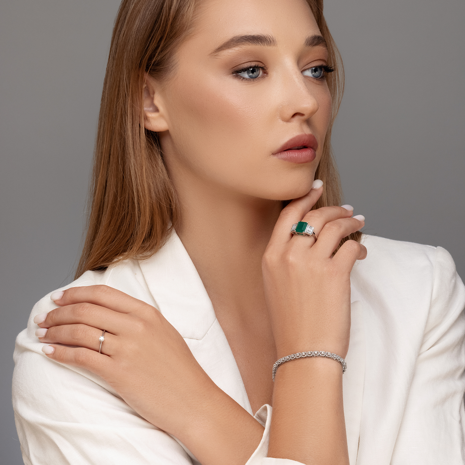 טבעת זהב משובצת יהלום סוליטר