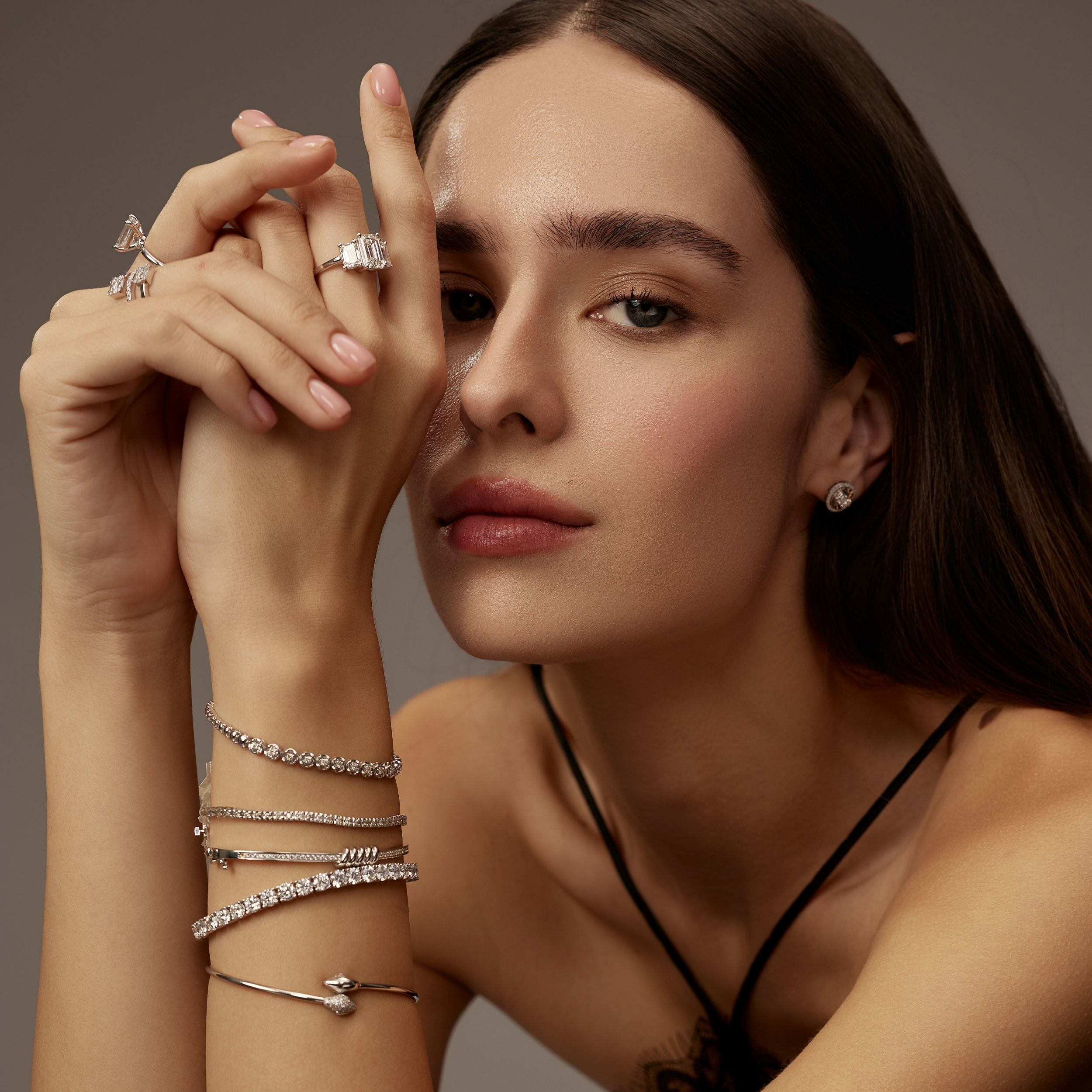 טבעת יהלום עם 2 זרועות