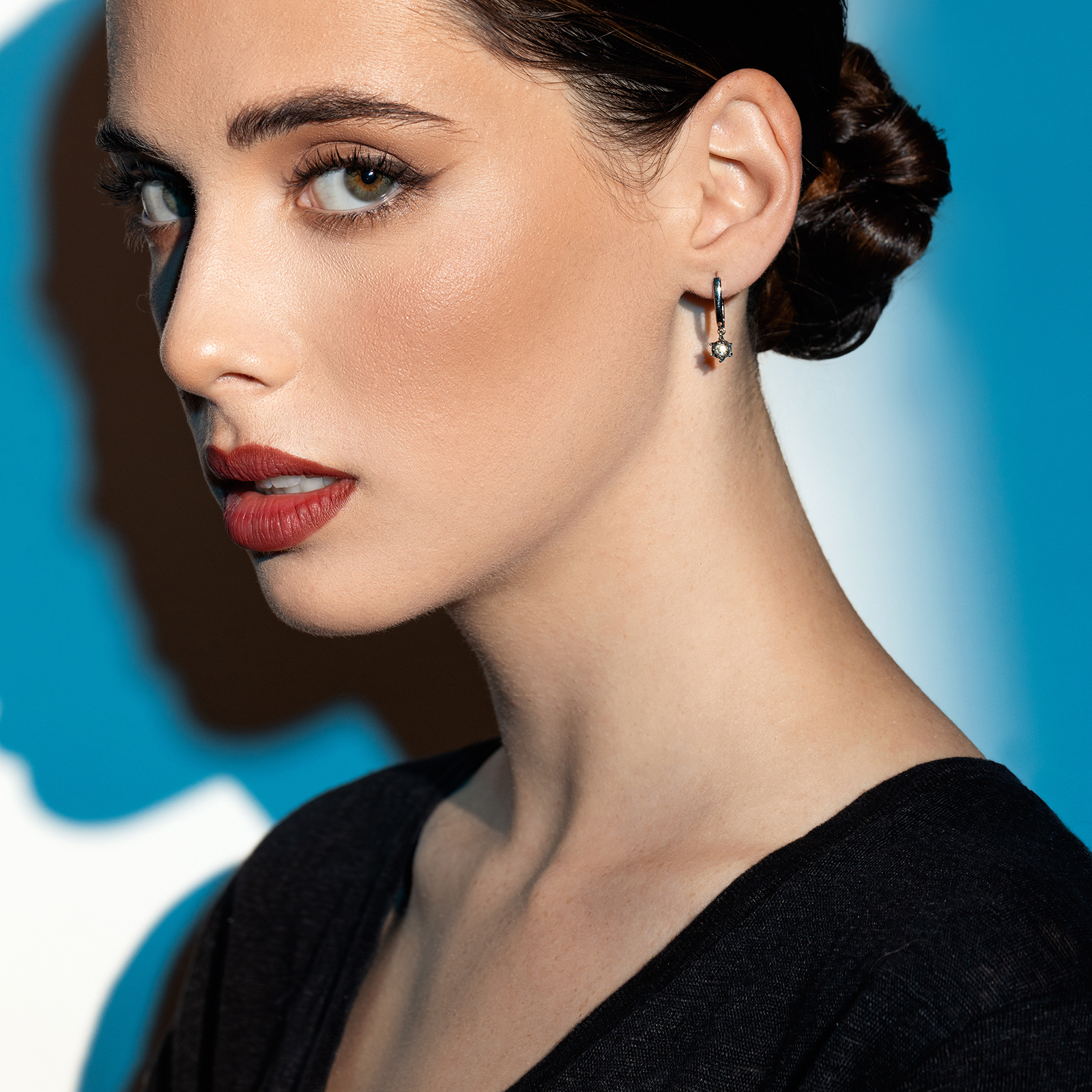 עגילי זהב משובצי יהלומים